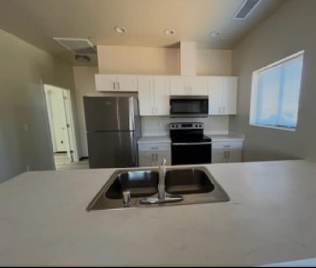 Photo - 284 Keffer Ln