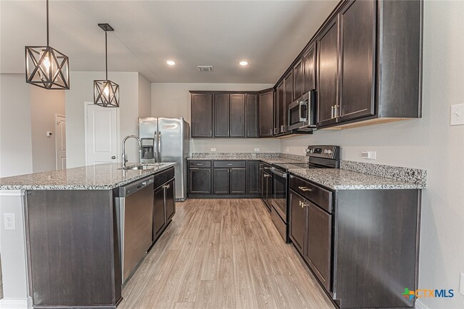 Photo - 9511 Caemlyn Cv