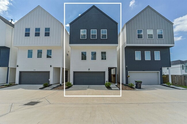 Building Photo - 8321 Springwood Cyn Ln