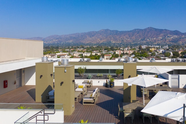 Rooftop Deck