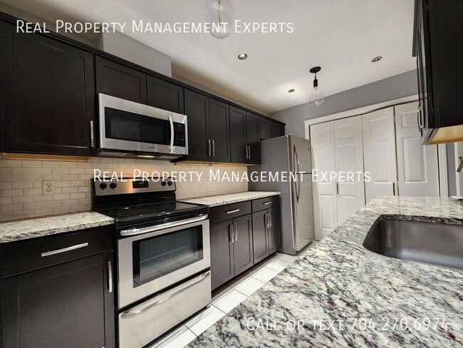 Photo - 3707 Colony Crossing Dr