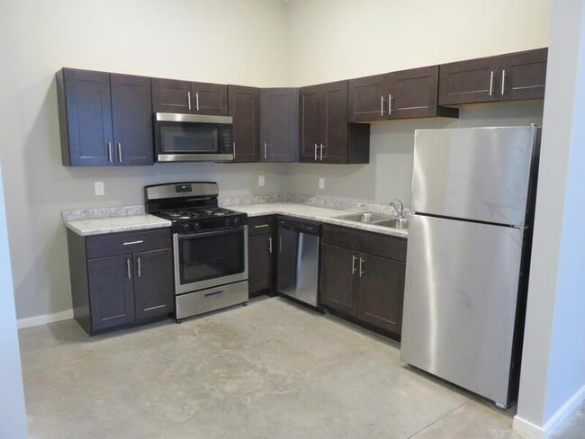 Photo - 421 Brady St Unidad 2