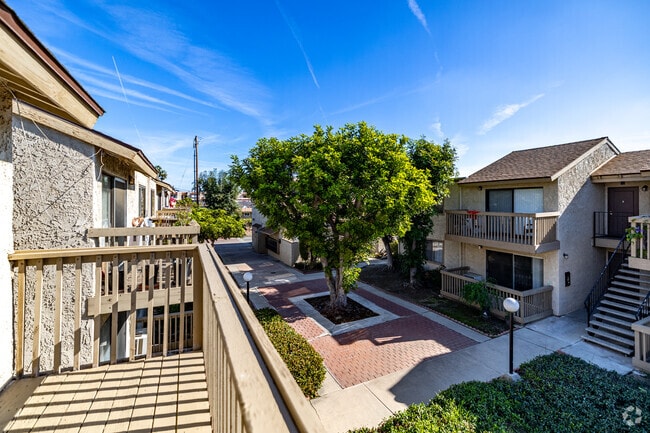 Photo - Lincoln Villas Apartment Homes