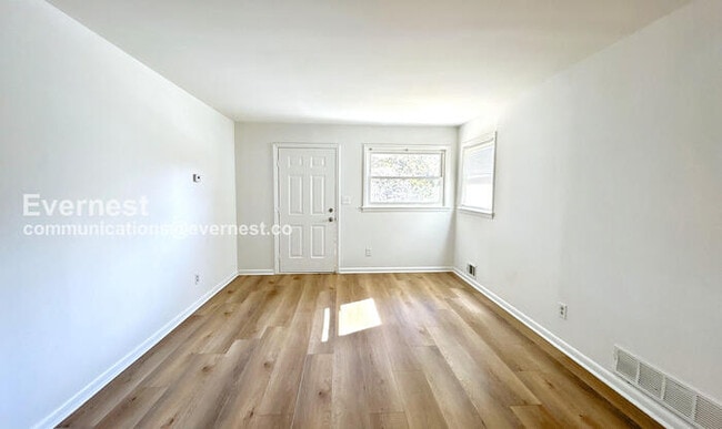 Photo - 2033 Nettie Ct