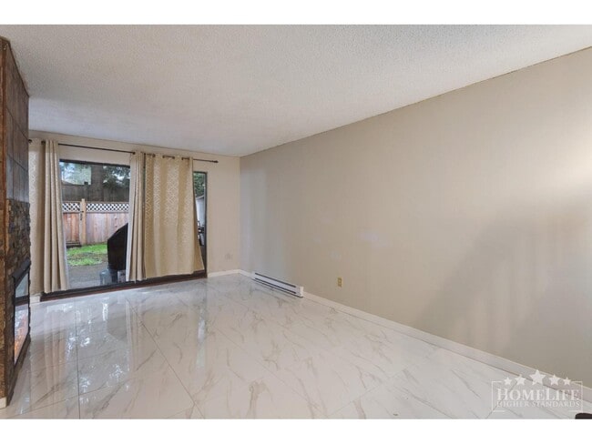 Photo - 9976-9149 149 St