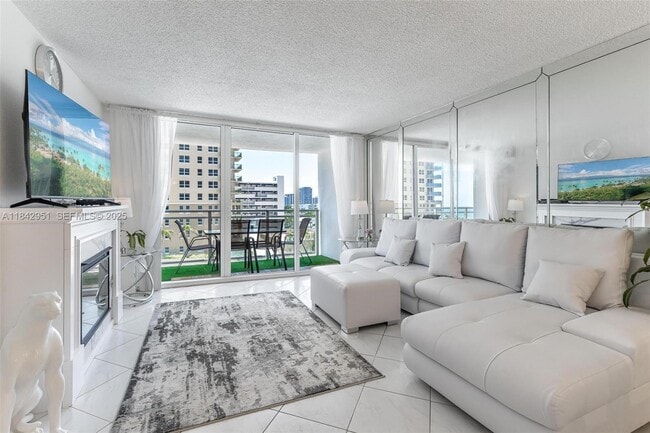 Photo - 2030 S Ocean Dr Unit 411