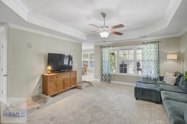 Photo - 220 Jackson Ave NE