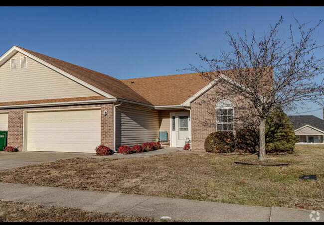 Building Photo - 214 Applewood Ln Rental