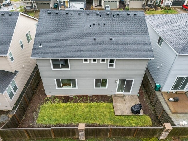 Photo - Stunning 4 Bed/2.5 Bath Modern Farmhouse in Scouters Mountain - HV