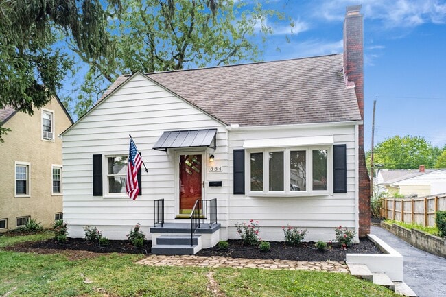 Photo - 884 S Chesterfield Rd