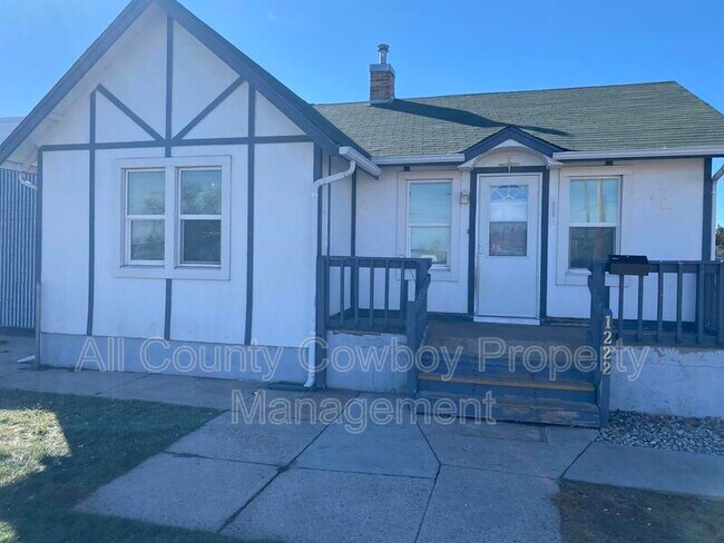 Photo - 1222 Logan Ave House