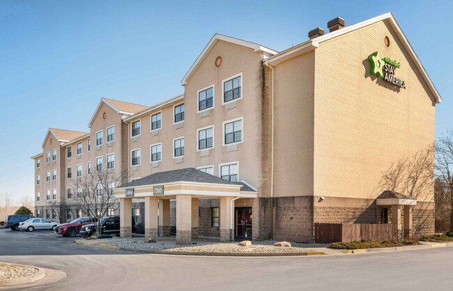 Furnished Studio-Cincinnati - Florence - Turfway Rd.