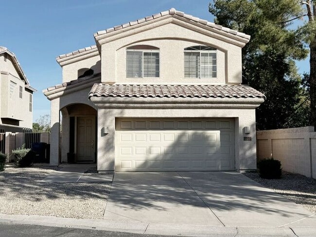 Photo - ABSOLUTELY STUNNING 4BR 2.5BA, OVER 2100SQFT, COMMUNITY POOL, CHANDLER