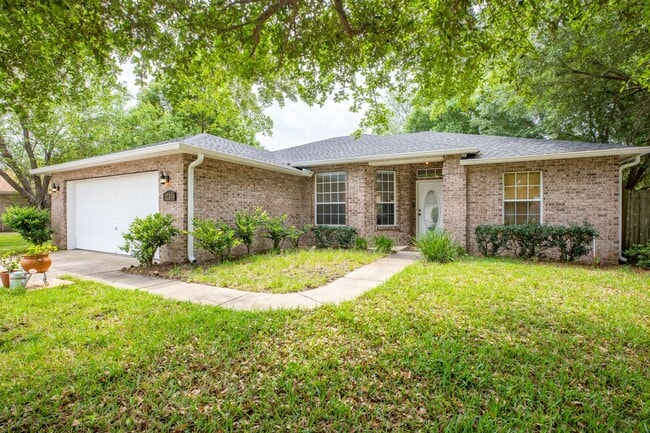 Ashley Woods - Ashley Woods House