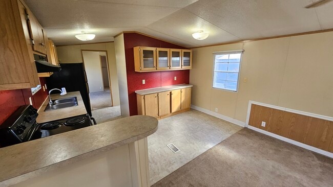 Photo - 256 Nova St