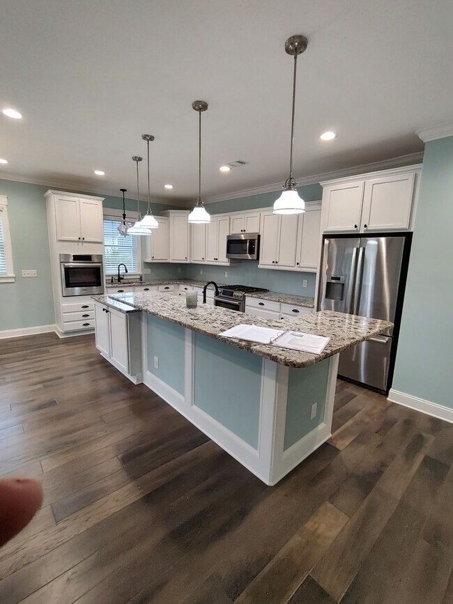 Photo - HILTON HEAD LAKES