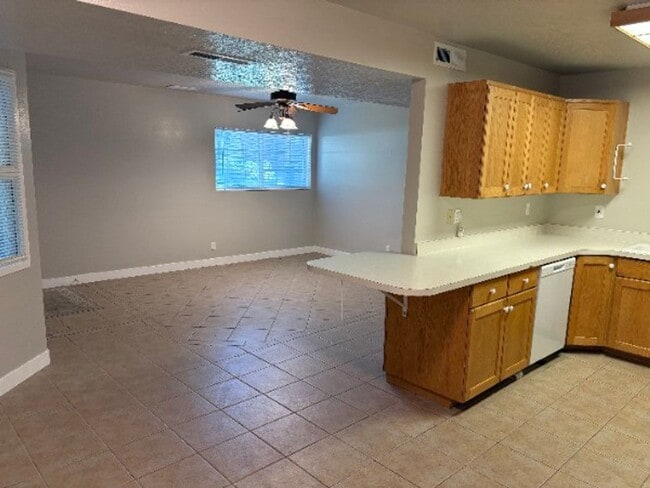 Photo - Beautiful Ground Floor Condo Near UVU & I-15 | 3 Bed / 2 Bath