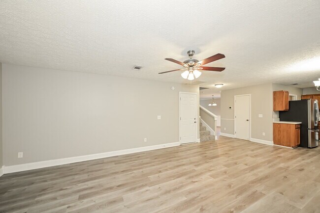 805 General Barksdale Dr