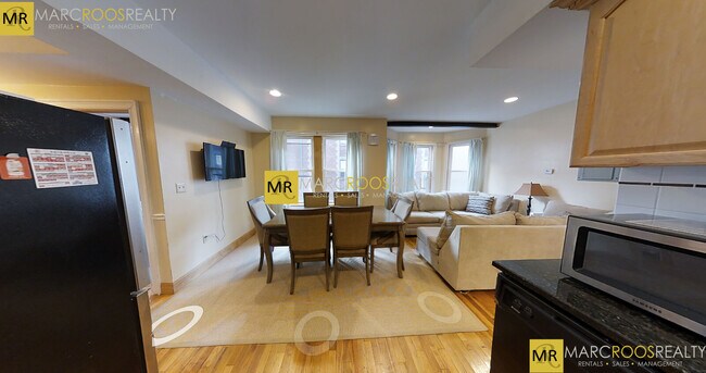 Photo - 1031 Tremont St