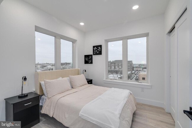 Photo - 2400 E Huntingdon St Unit 425
