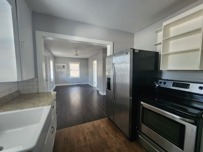 Kitchen & Living Room - 2927 38th Ave N Unit 1
