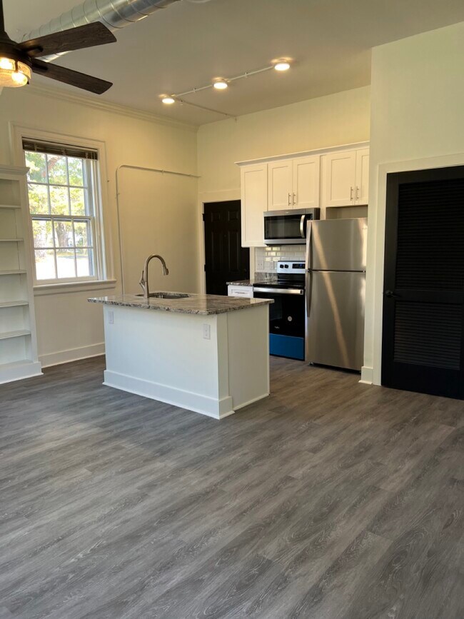 Photo - HL MT LLC Unit 2