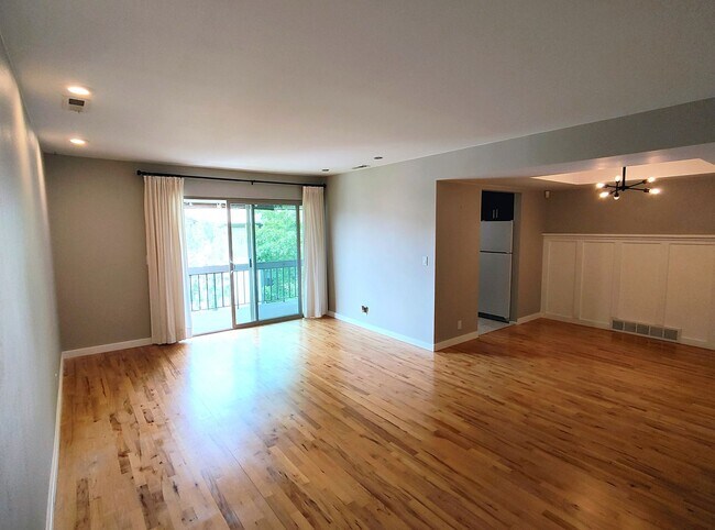 Photo - Beautiful 2 Bd 2 Bath Condo in Murray