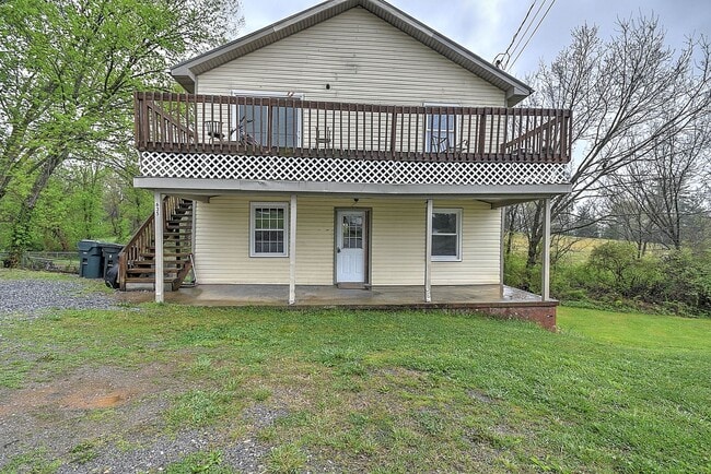 Building Photo - 635 S McKee St Unit A