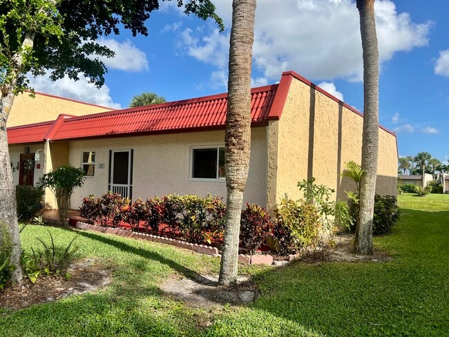 Photo - 176 Lake Evelyn Dr