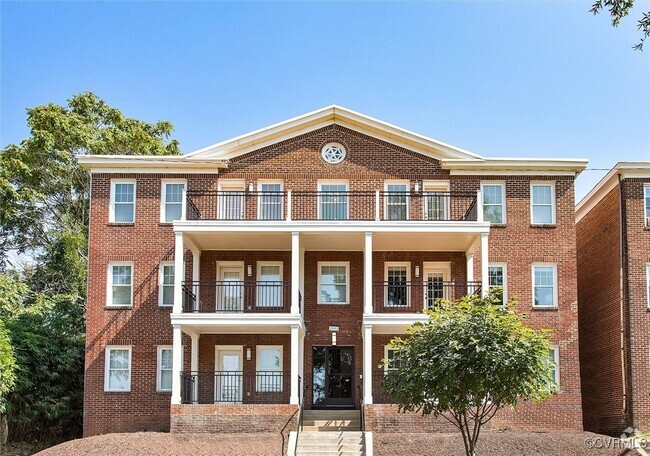 Building Photo - 2902 Idlewood Ave Unit 3 Rental