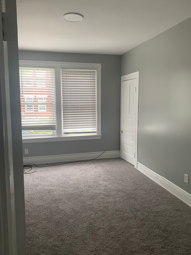 Photo - 411 Mcgregor Ave Unit 2