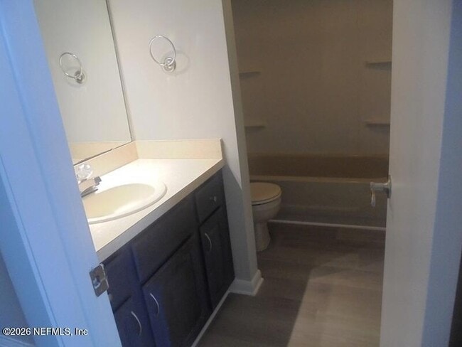 Photo - 319 Second St