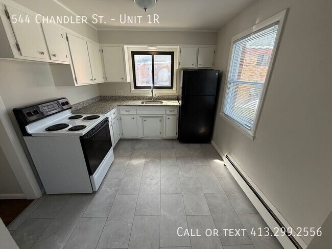 Photo - 544 Chandler St Unidad 1R