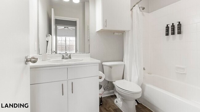 Photo - 9835 Fredericksburg Rd Unidad 1223