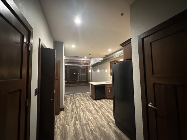 Photo - 128 S Santa Fe Ave