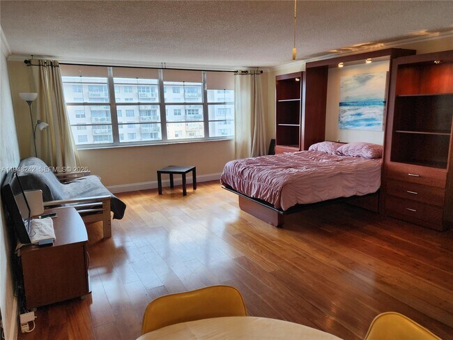 Photo - 251 174th St Unit 2110