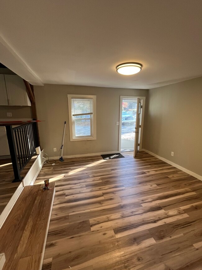 Photo - River RD Unit D