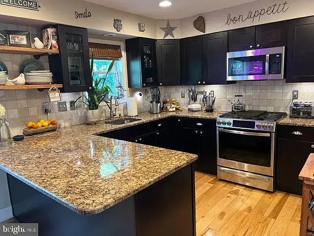 339 Ivanhoe Ct
