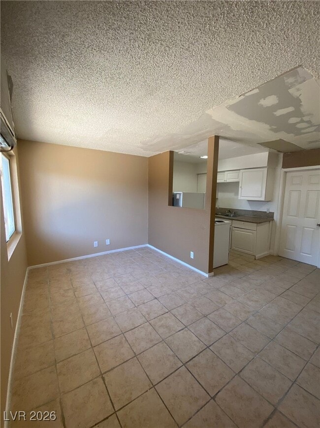 Photo - 236 W Philadelphia Ave Unidad 4