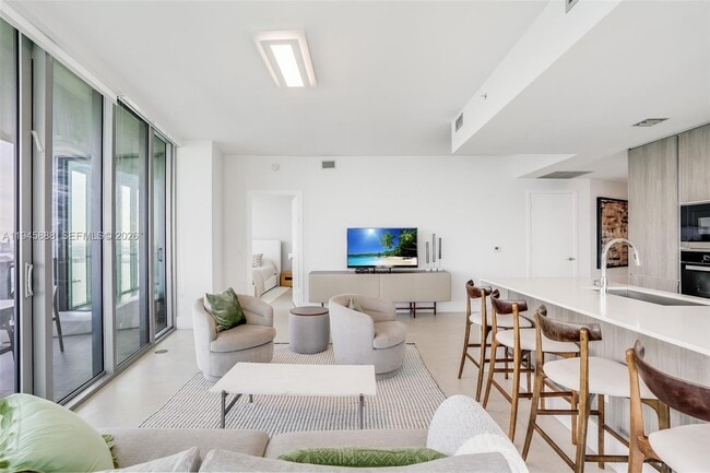 Photo - 2900 NE 7th Ave Unit 3702