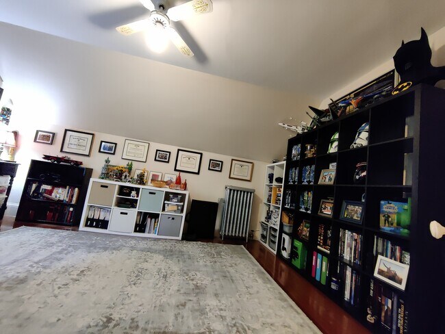 Photo - 61 Kenwood St Unit 3