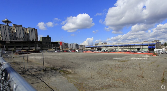 Photo - Insignia - Phase I