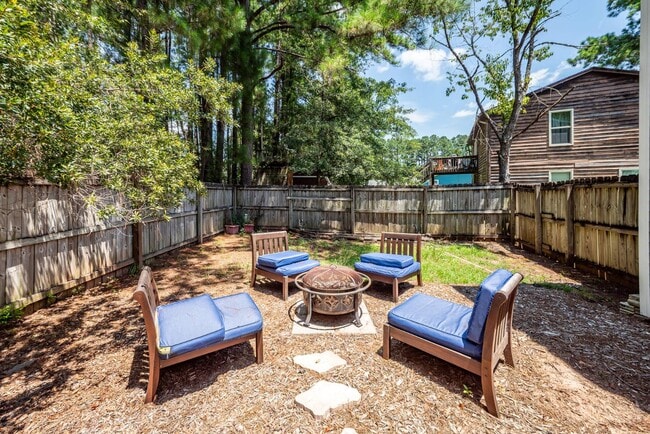 Photo - 113 Trescott Ct