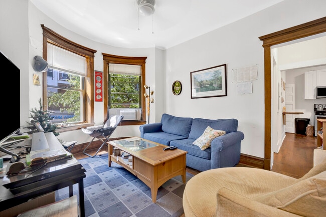 Photo - 1000 W Dakin St Unit 3