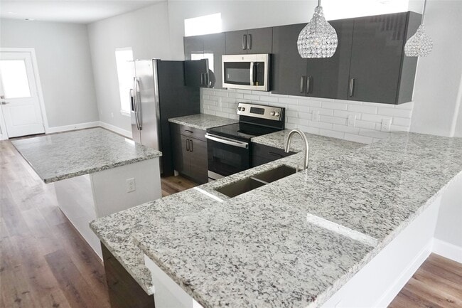 Photo - 5036 Van Fleet St