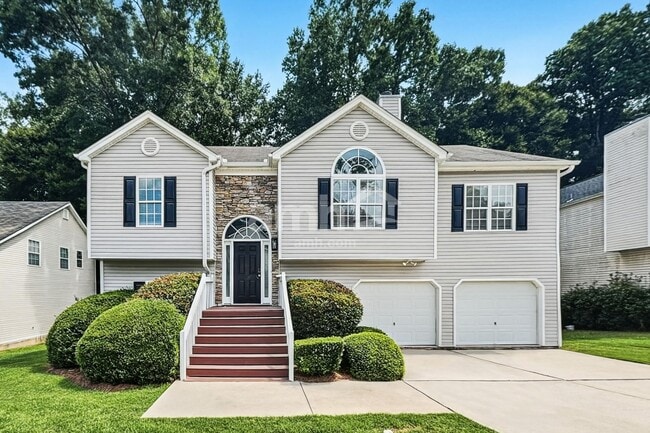 Building Photo - 5745 Newnan Cir