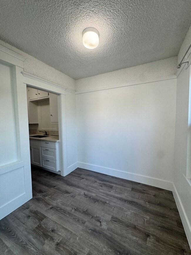 906-908 Dawson Ave.