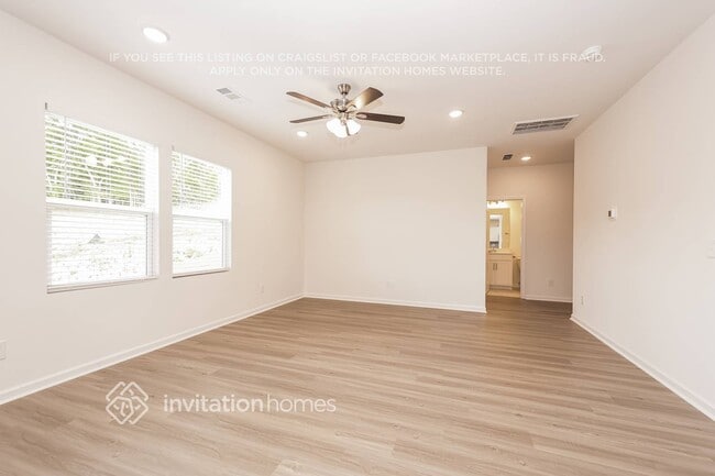 Photo - 430 Jet Strm Dr