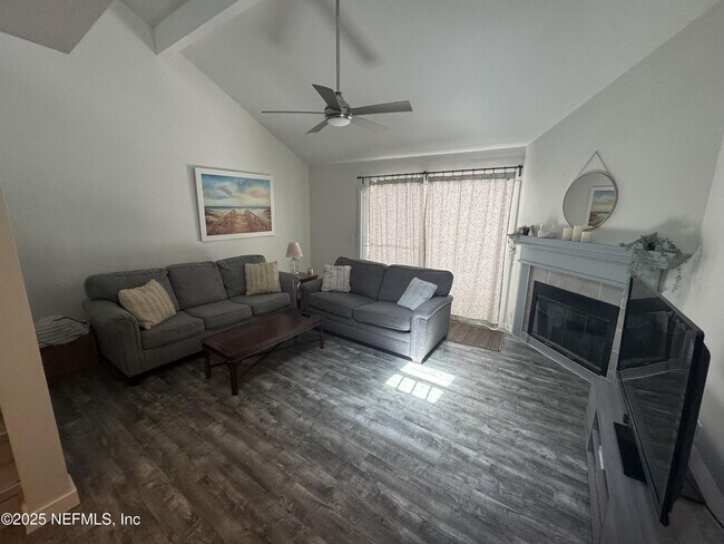 Photo - 8508 Sturbridge Cir W