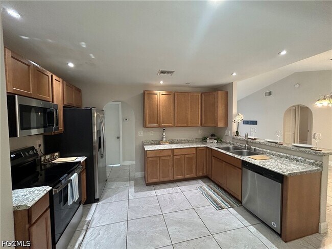 Photo - 701 SW 9th Ave